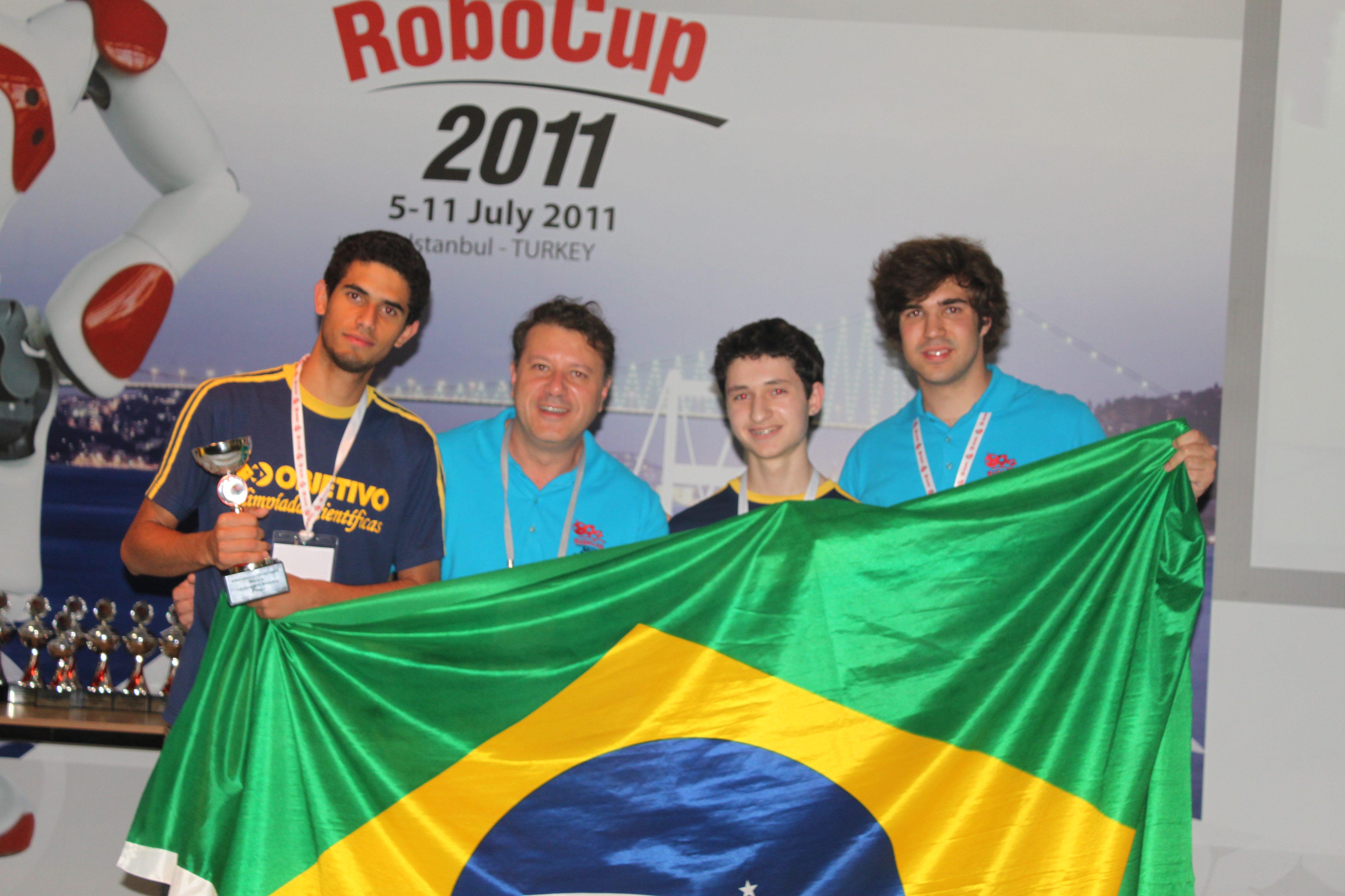 Equipe vencedora da RoboCup 2011, categoria Rescue A Secondary